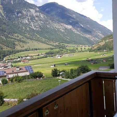 Haus Olympia Lägenhet Pfunds Exteriör bild